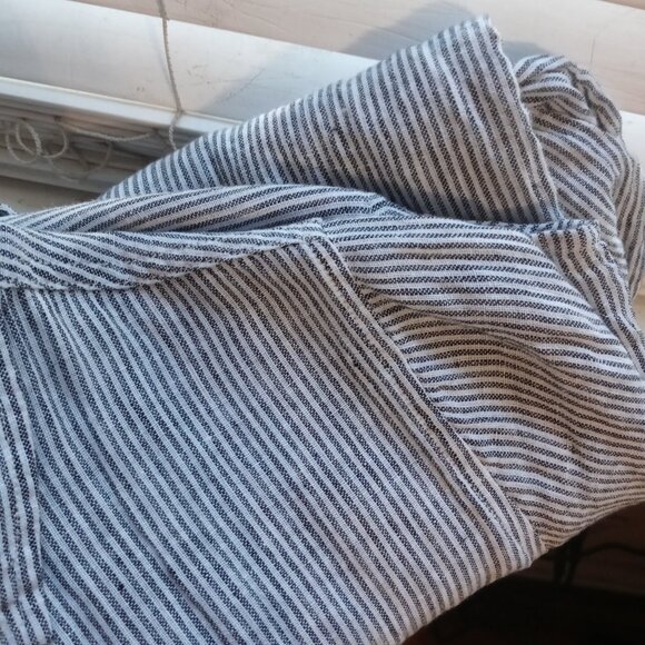 SIGRID OLSEN plus 100% linen button down shirt in stripe (1X) - Picture 14 of 15